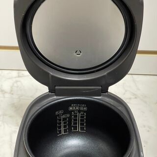 極美品　シャープ マイコン炊飯器 KS-S10J-S　シルバー系 炊飯容量：5.5合   の画像
