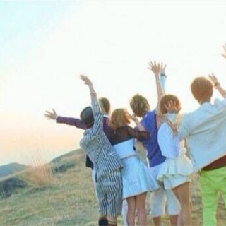 AAA好きな方ーー🌈🌈🌈🌈