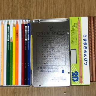 サクラクーピーとクレヨンとトンボ色鉛筆とうずまき鉛筆の画像