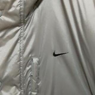 ナイキ　ベンチコート　メンズLサイズの画像