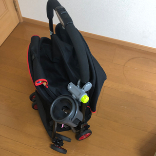 ベビーカー　使用回数数回です。