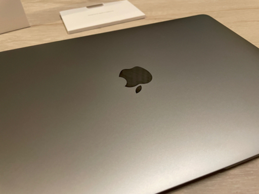 mac book air 2020 13インチ　8GB 256GB スペースグレー
