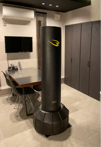 ボディメーカー　スタンディング　サンドバッグ