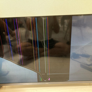 TCL43型テレビ（画面割れ）