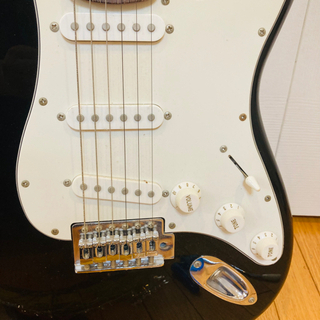 【お話し中♪】ソフトケースつきます！値下げ☆【引取り限定☆清潔】フォトジェニック エレキギターの画像