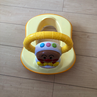 アンパンマンの補助便座の画像