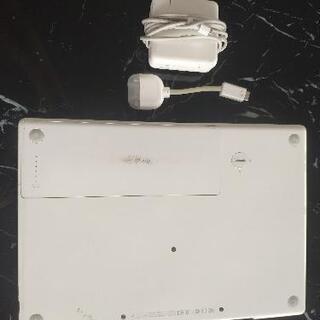 A1181　Macbook　2007　メモリー2G　動作確認後HDD抜きの画像