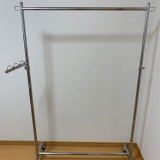 ハンガーラック