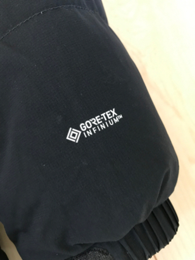 【美品】mont-bell モンベル ダウンジャケット ブラック ゴアテックス