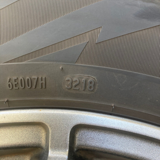 ハリアー　スタッドレス4本セットの画像
