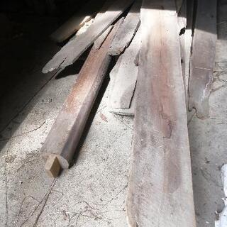 古材　大量　釘なしだと思う