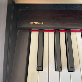 ヤマハ電子ピアノの画像