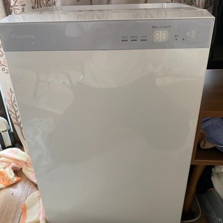 2020年製 ダイキン加湿機能付空気清浄機 MCK70WKS-W