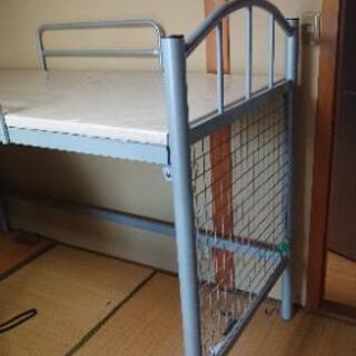 ベッド　金属ベッド　スチールベッド　　※近隣配達します。の画像