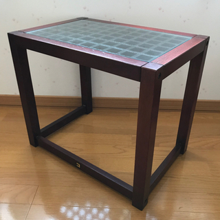 ガラス ベッドサイドテーブル
