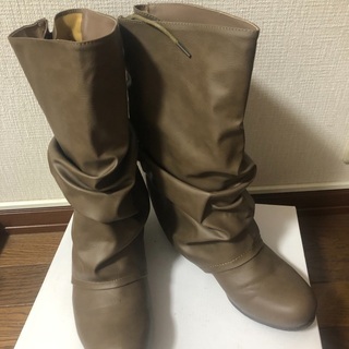 ナウシカブーツＬＬの画像