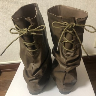 ナウシカブーツＬＬの画像