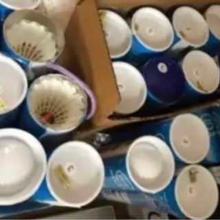 バドミントン　シャトルコック　大量にあります