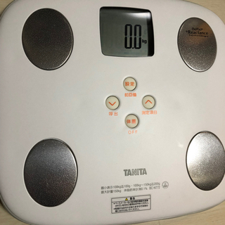 タニタ　体重計　BCNT72WH