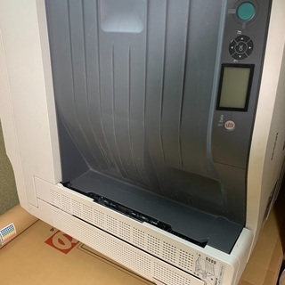 EPSONカラーレーザープリンター LP-S9000の画像