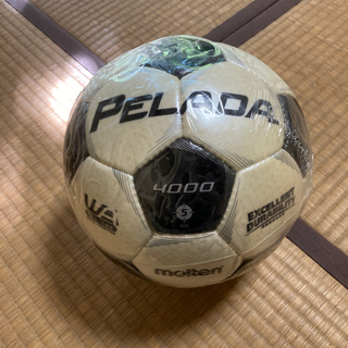 サッカーボール　未使用　ビニールカバーのまま