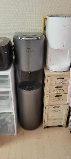 ★値下げ★　ウォーターサーバー FRECIOUS フレシャス dewo 富士山の銘水 デュオBSS-310 100V　グレー　黒