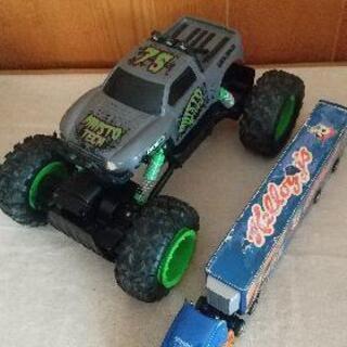 モンスタートラック&ケロッグトレーラーセット