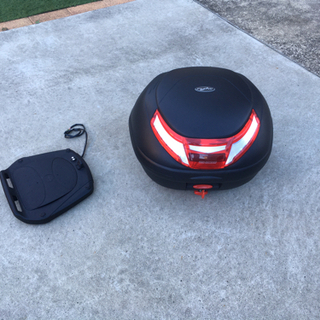【値下】GIVI  34ℓ  トップケース