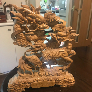 龍、麒麟。鶴　の彫り物の画像