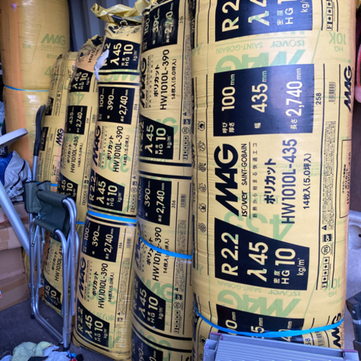 断熱材　HW1010L435 390 ポリカット　新品グラスウール断熱材