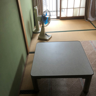 あげます　コタツ　グレー