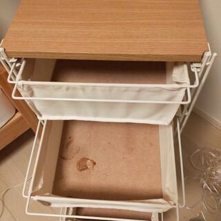 雑貨等輪付きケース引き出し