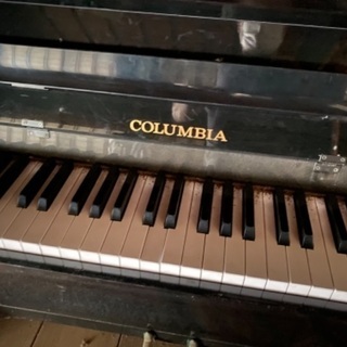 電子ピアノの画像