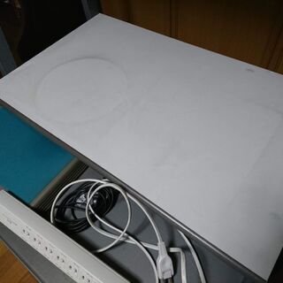 パソコンデスクの画像