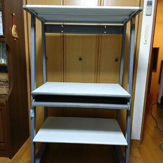 パソコンデスクの画像