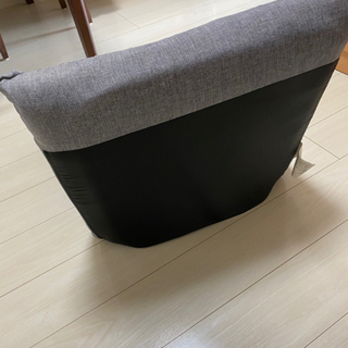 座椅子　引取先決まりましたの画像