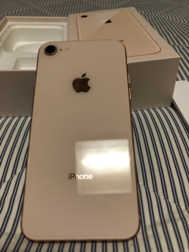 iPhone8 64GB SIMフリー