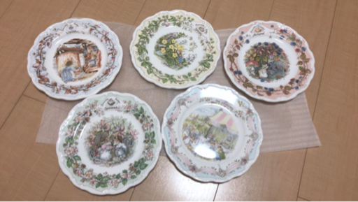 値下げ☆1982ロイヤルドルトン5枚セット