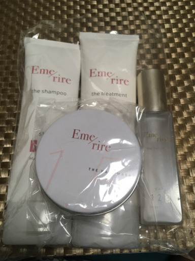 エメリル:シャンプー ヘアートリートメント ヘアマスク クリアランス ヘアオイル エメリルシャンプー＆トリートメント＆ヘアオイル＆ヘアマスク エメリル シャンプー トリートメント オイル ヘアマスク