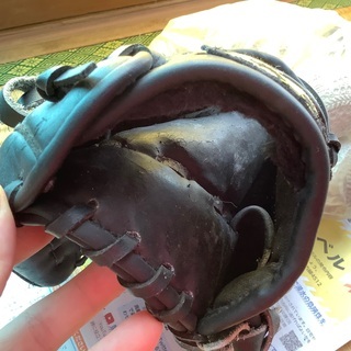 野球のグローブとボール MIZUNOの画像