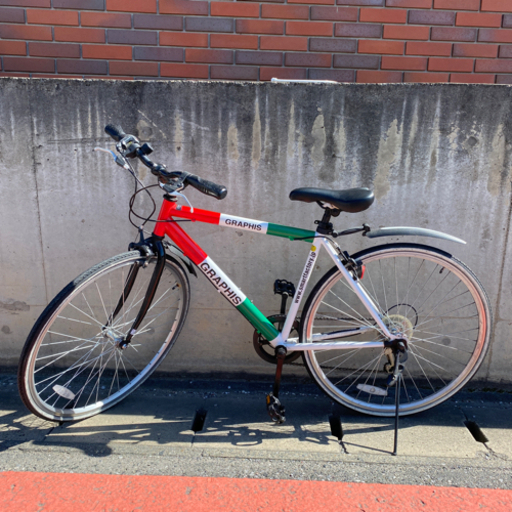 かなり美品　自転車　クロスバイク　ロードバイク　27インチ　700cc   2020年式　トリコロール　シマノ6段変速