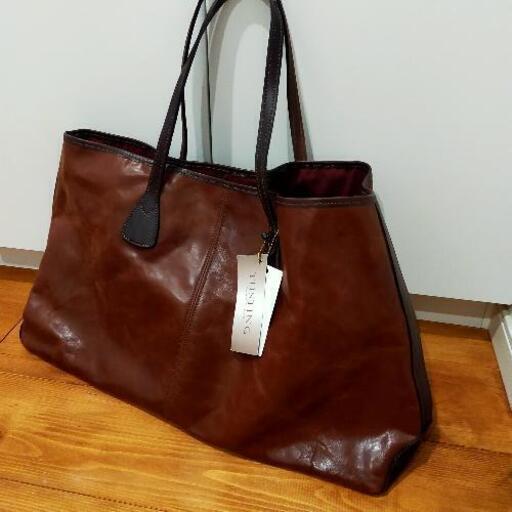 取引中【もっと値引き】【新品】ブランドバックTUSTING