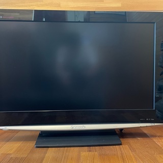 2008年製の32インチテレビ（パナソニック）