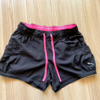 PUMA（プーマ）　スポーツウェア　短パン　