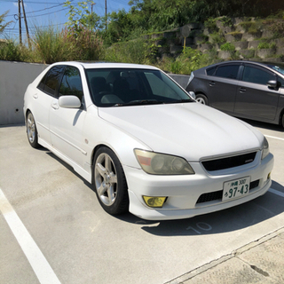 トヨタ　アルテッツァ SXE10 前期の画像