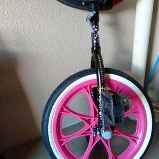 小学生女児低学年〜中学年　キラキラ一輪車