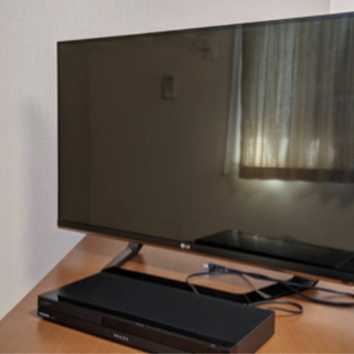 【取引中】【最終値下げ】42型テレビ、BluRayレコーダー、C...