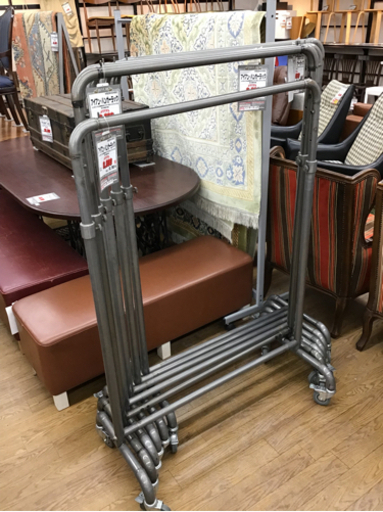 KI-122【ご来店頂ける方限定】インダストリアル　アイアンハンガーラック