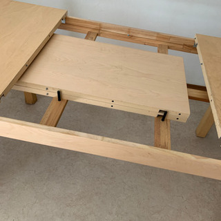 IKEA ダイニングテーブル　伸長式　4-6人の画像