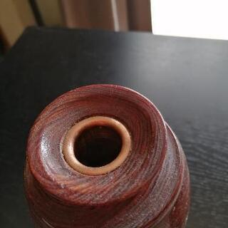 木製の一輪挿しの画像